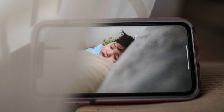 Best split screen baby monitors
